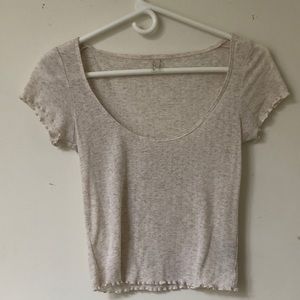 U-neck Urban Outfitters Tee